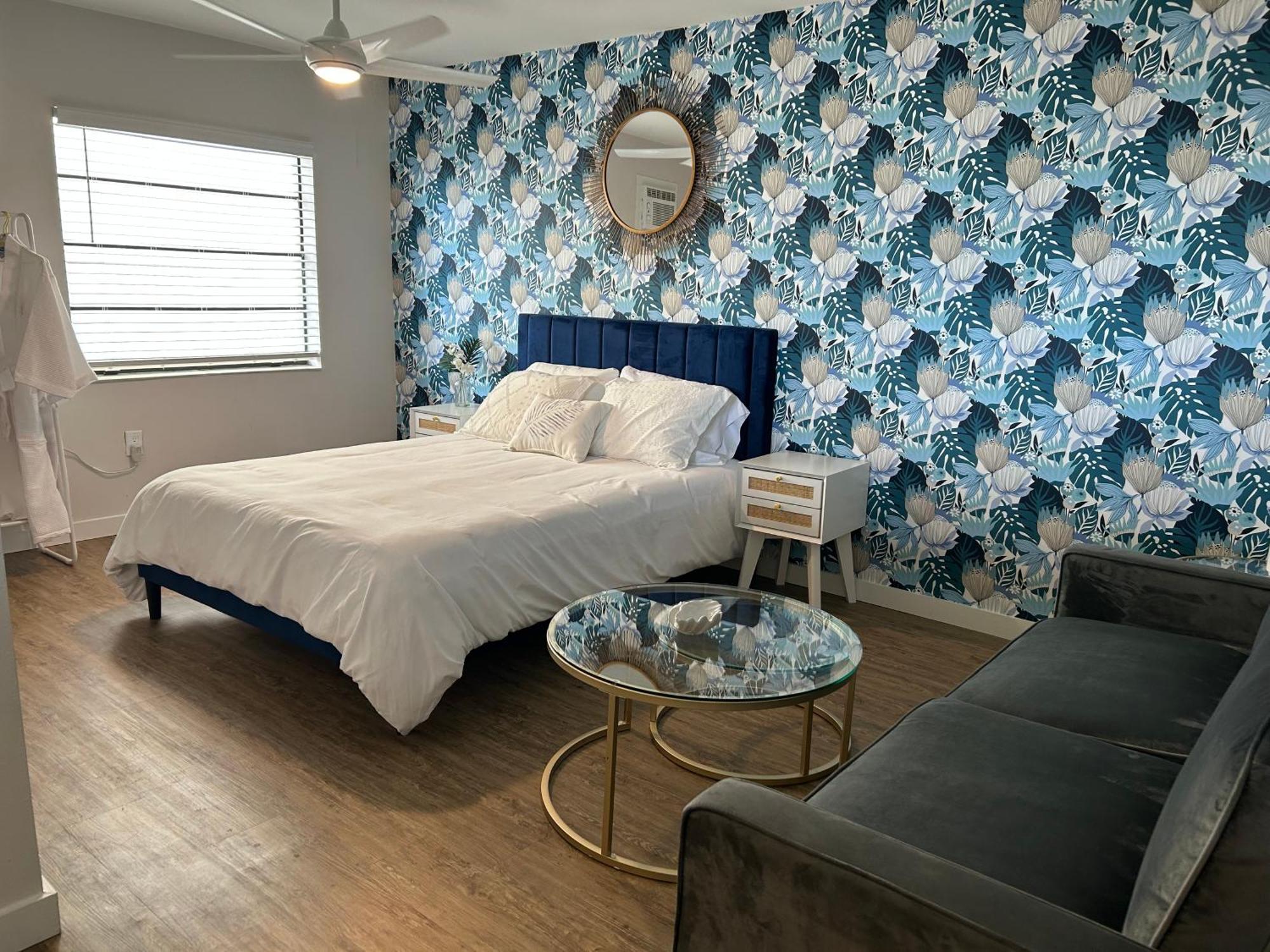 Sunburst Inn- Indian Shores Beach ภายนอก รูปภาพ
