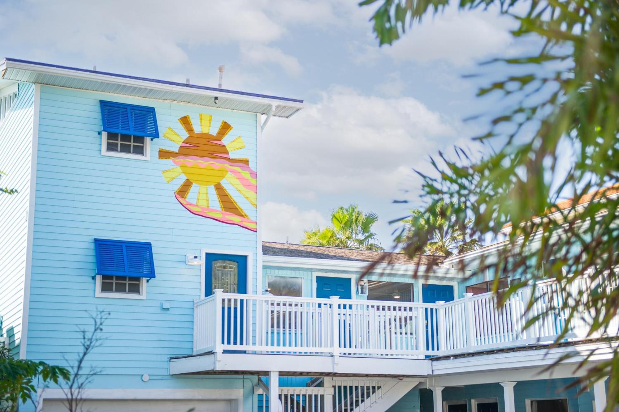 Sunburst Inn- Indian Shores Beach ภายนอก รูปภาพ